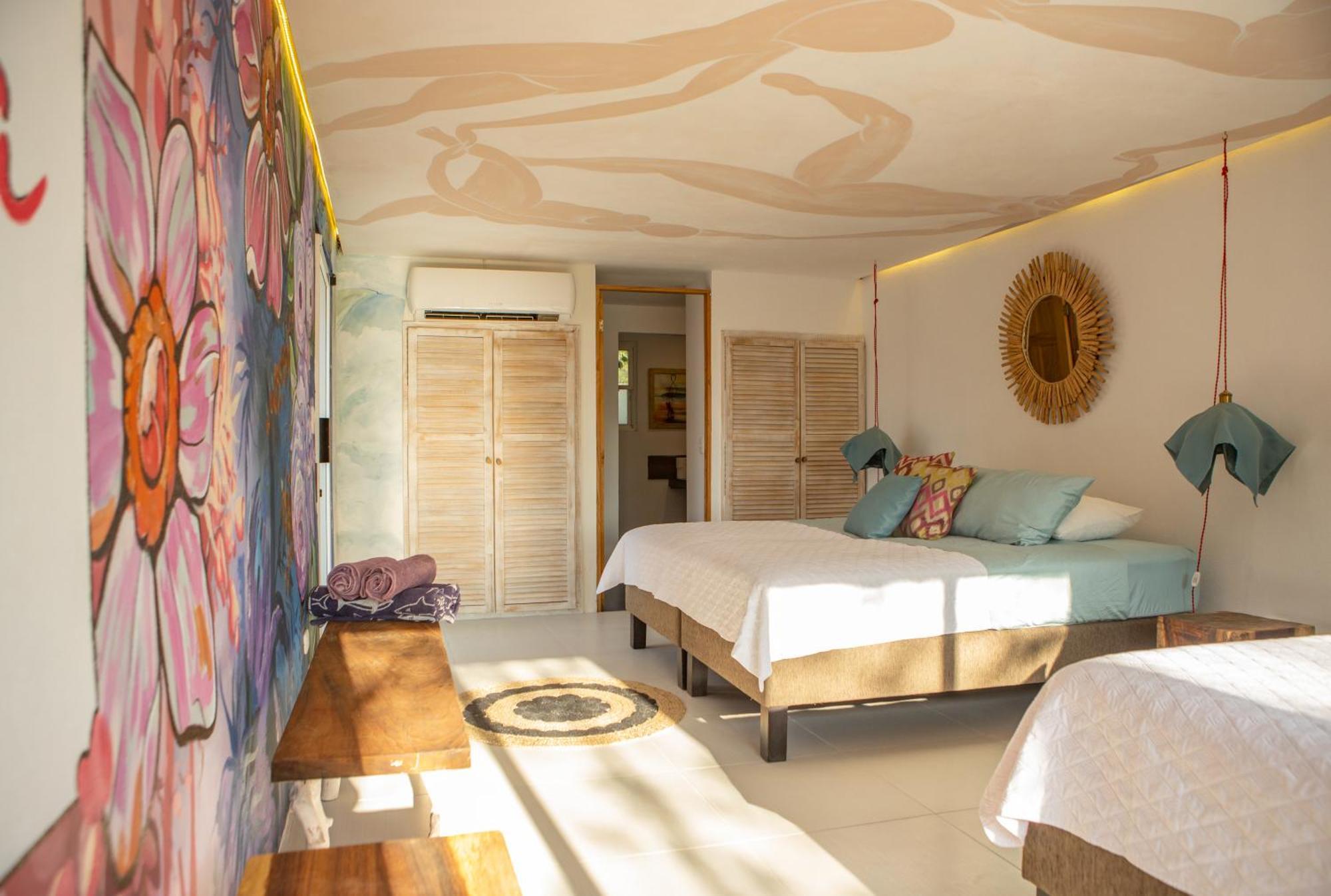 Latica Lodge Playa Negra ภายนอก รูปภาพ